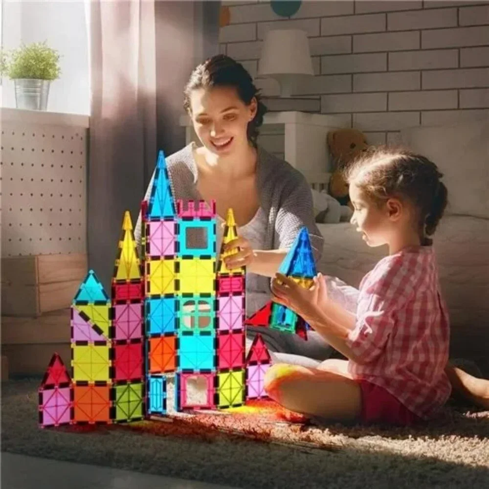 100pcs Magnetic Tiles Building Blocks Set for Boys Girls Preschool Educational